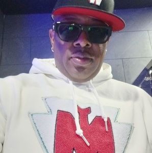 Meet your Posher, Kenneth